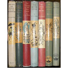 The Chronicles of Narnia Complete Seven Volume Set - The Lion, the Witch and the Wardrobe; Price Caspian; The Voyage of the Dawn Treader; The Silver Chair; The Horse and His Boy; The Magician's Nephew; The Last Battle 