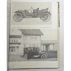 Golden Wheels. The Story of the Automobiles Made in Cleveland and Northeastern Ohio 1892-1932