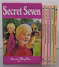 Secret Seven Box Set Five Paperbacks 