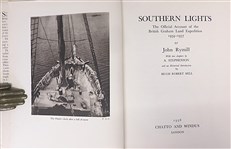 Southern Lights The Official Account Of The British Graham Land Expedition 1937-1937 With two chapters by A. Stephenson and an Historical Introduction by Hugh Robert Mill 