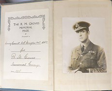 Five Years In the Royal Flying Corps (with card from Christmas 1915)