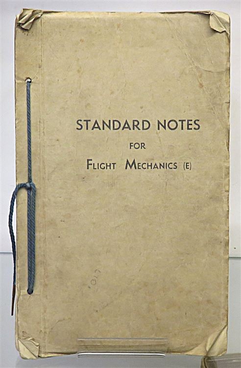 Standard Notes For Flight Mechanics (E)